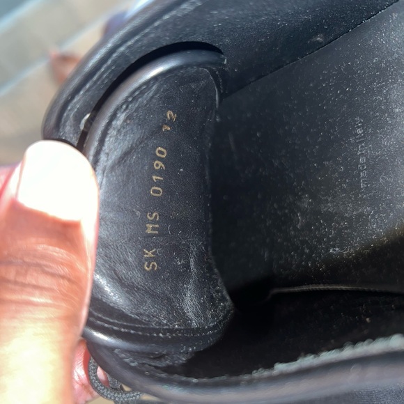 Authentic Louis Vuitton Paris shoes - Picture 8 of 8